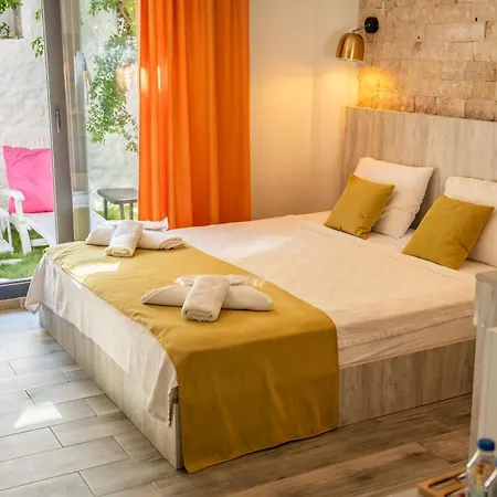 Talles Comfort Hotel *