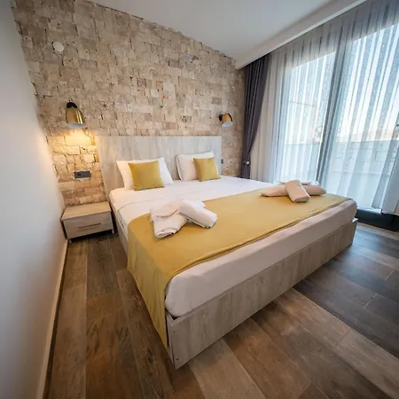 Talles Comfort Hotel Çeşme